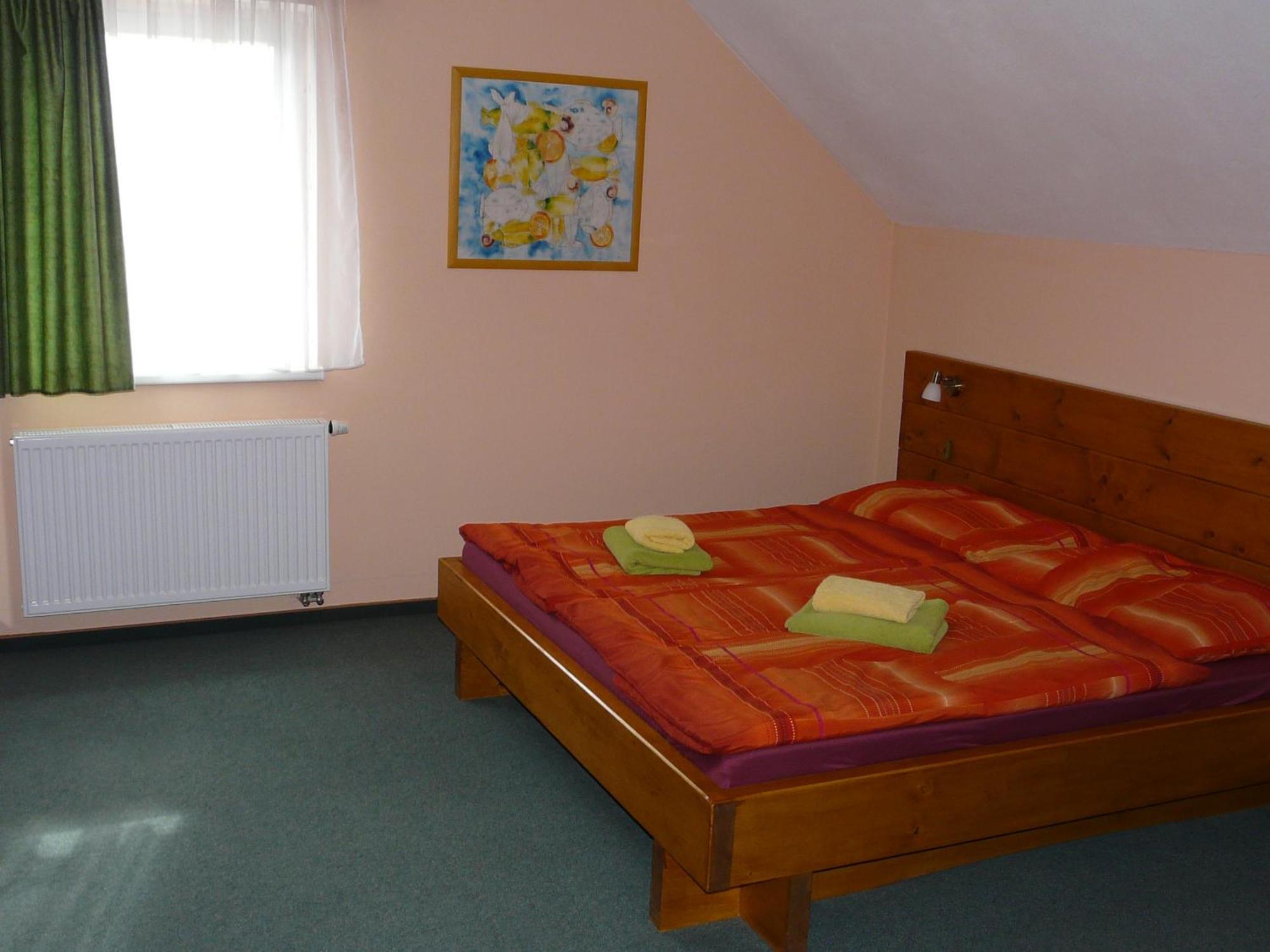 Wellness Penzion Palice Jindrichuv Hradec Exterior photo
