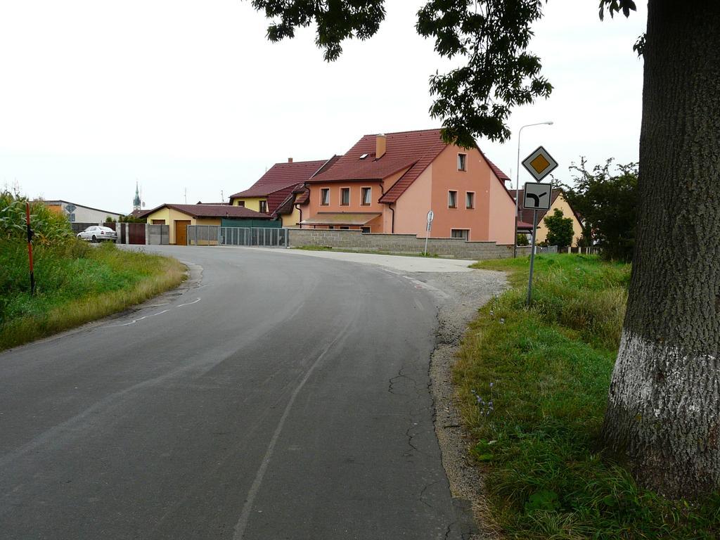 Wellness Penzion Palice Jindrichuv Hradec Exterior photo